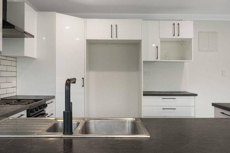 Photo of property in 10g Church Street, Katikati, 3129