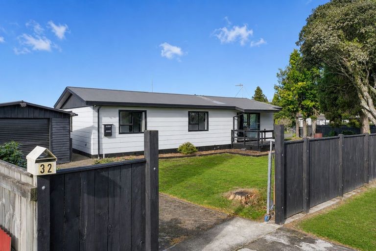 Photo of property in 32 Gem Street, Pukehangi, Rotorua, 3015