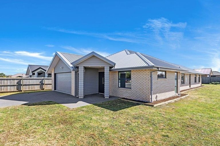 Photo of property in 168 Brookside Road, Rolleston, 7614