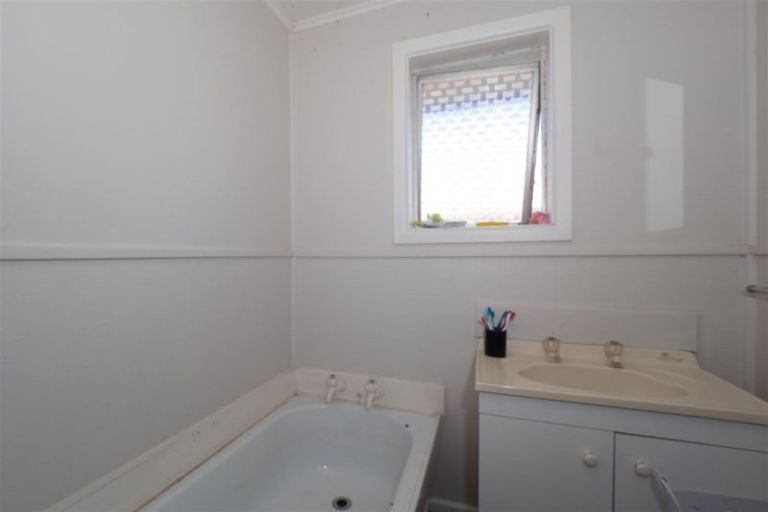 Photo of property in 58 Harland Street, Tinwald, Ashburton, 7700