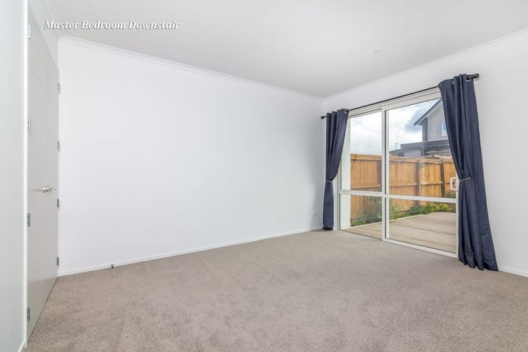 Photo of property in 10 Torea Tai Road, Hobsonville, Auckland, 0616
