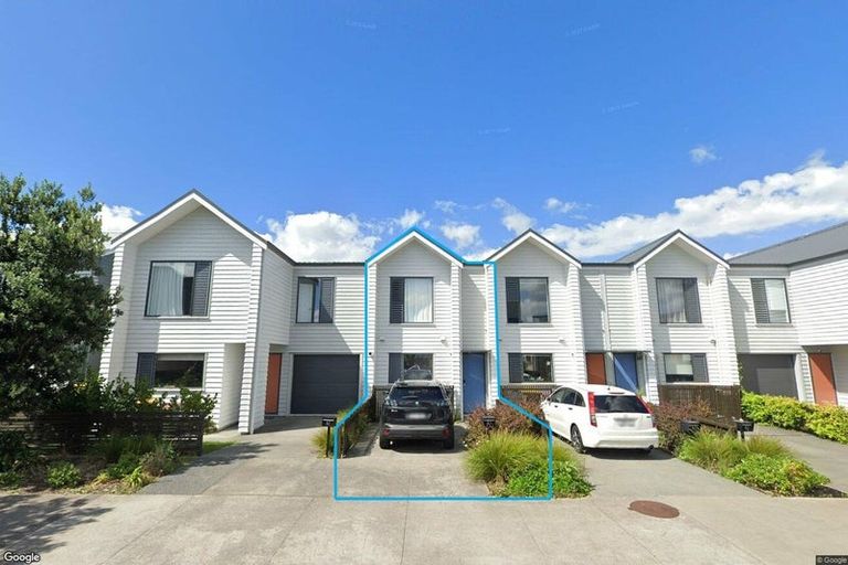Photo of property in 65 Glidepath Road, Hobsonville, Auckland, 0616