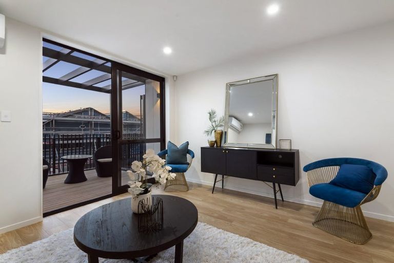 Photo of property in 32a/4 Westgate Drive, Massey, Auckland, 0614
