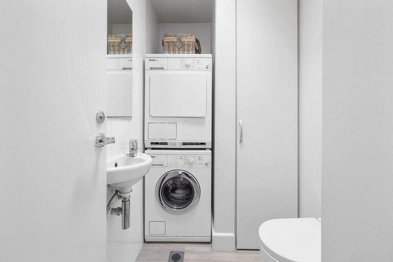 Photo of property in 314 Maunganui Road, Mount Maunganui, 3116