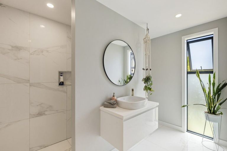 Photo of property in 1 Armstrong Avenue, Waitara, 4320