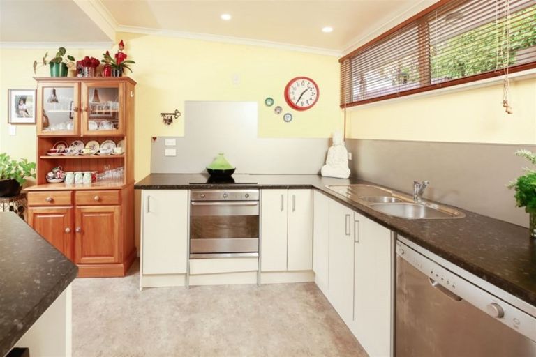 Photo of property in 112 Karaka Road, Thames, 3500