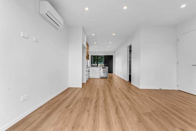 Photo of property in 22d Justamere Place, Weymouth, Auckland, 2103