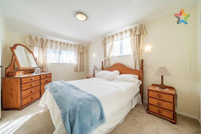 Photo of property in 22 Waddington Drive, Naenae, Lower Hutt, 5011