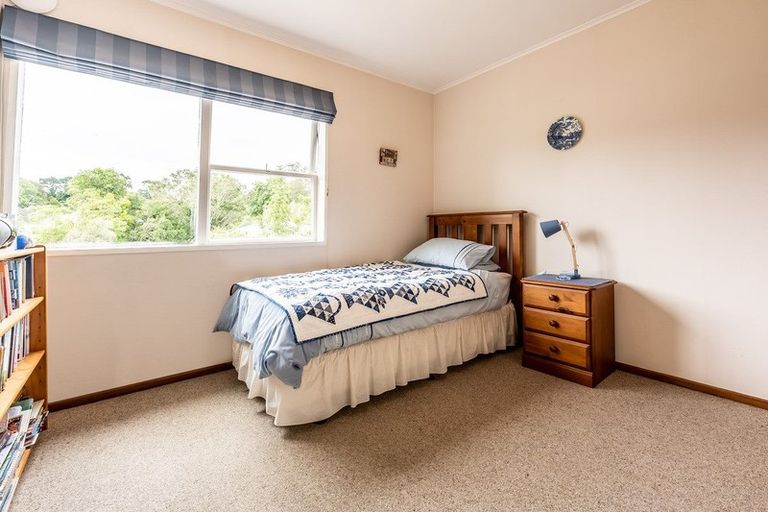 Photo of property in 79a Girrahween Drive, Totara Vale, Auckland, 0629
