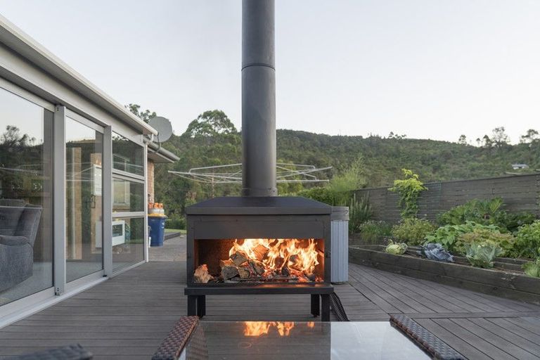 Photo of property in 50b Paul Road, Whenuakite, Whitianga, 3591