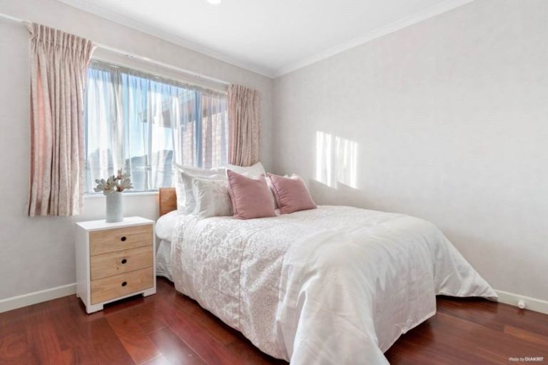 Photo of property in 5 Cellbridge Place, East Tamaki, Auckland, 2016