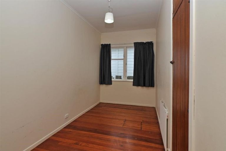 Photo of property in 218 Coutts Street, Rongotai, Wellington, 6022