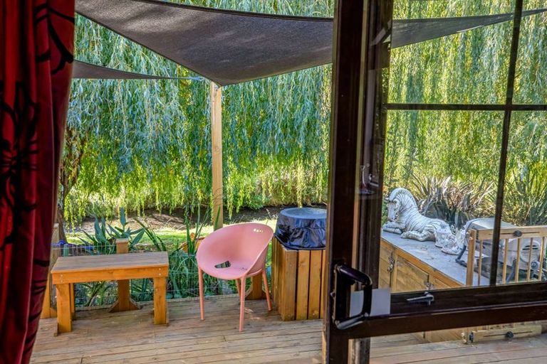 Photo of property in 4312 Christchurch Akaroa Road, Little River, 7591