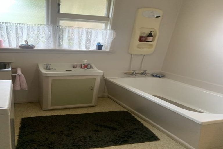 Photo of property in 1/192 Olliviers Road, Linwood, Christchurch, 8011