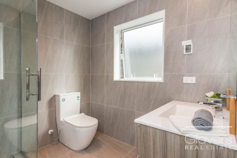 Photo of property in 17 Kearns Drive, Hobsonville, Auckland, 0616