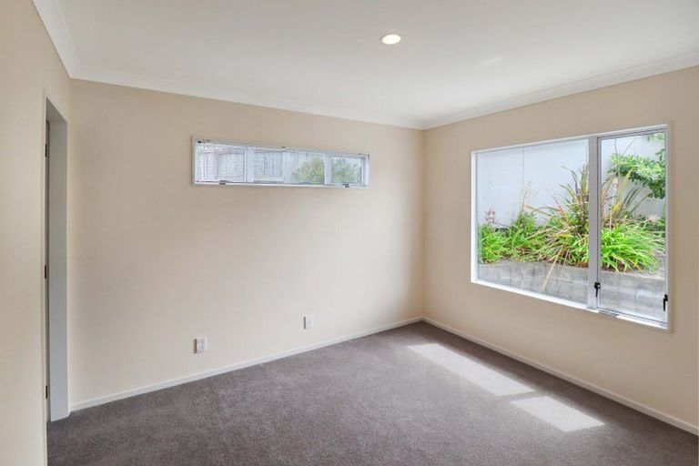 Photo of property in 7 The Topdeck, Whitby, Porirua, 5024