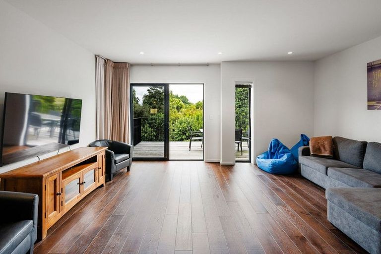 Photo of property in 11 Lakewood Lane, Cambridge, 3434