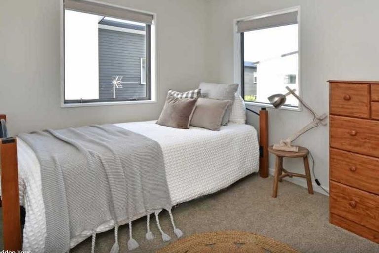 Photo of property in 1 Longueval Lane, Broomfield, Christchurch, 8042