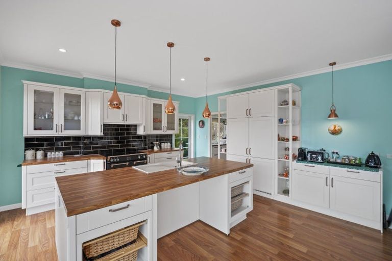 Photo of property in 614 Kaitemako Road, Welcome Bay, Tauranga, 3175