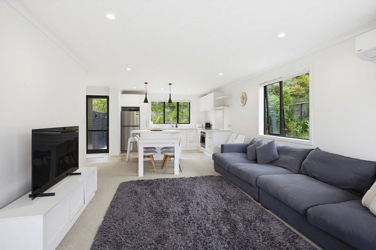 Photo of property in 15 Holystone Road, Whitby, Porirua, 5024