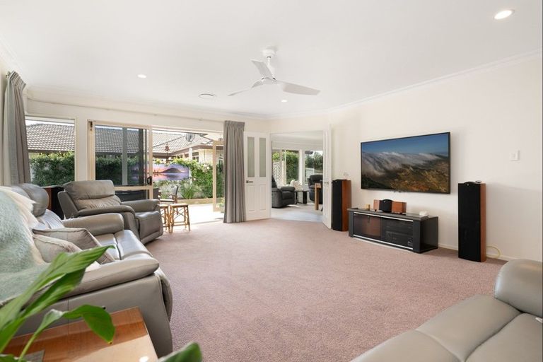 Photo of property in 126 Santa Monica Drive, Papamoa Beach, Papamoa, 3118