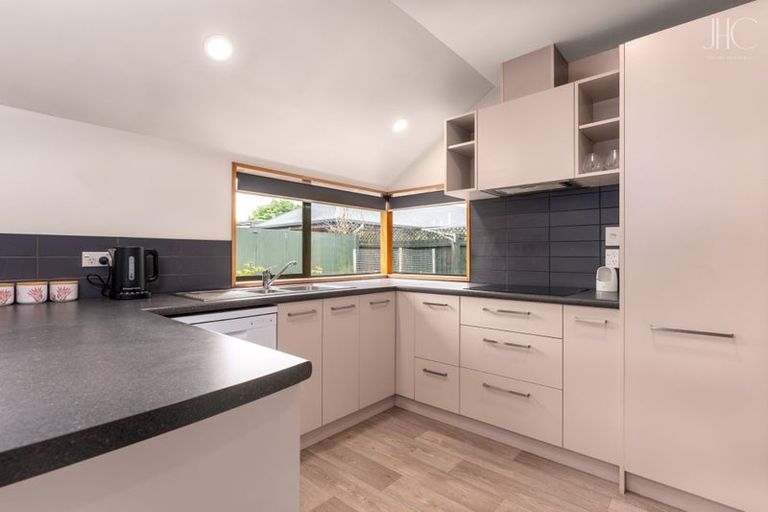 Photo of property in 45b Gladstone Road, Woodend, 7610