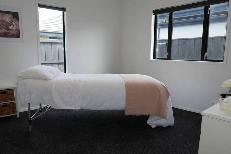 Photo of property in 1 Rostrevor Place, Mairehau, Christchurch, 8052