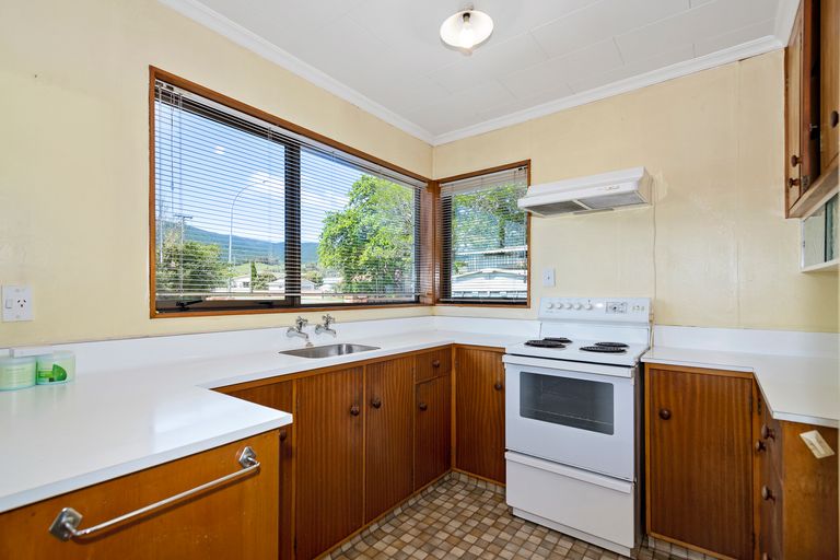 Photo of property in 1/1 Byron Place, Stoke, Nelson, 7011