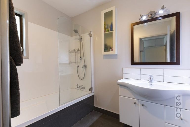 Photo of property in 24 Maude Street, Riverhead, 0820