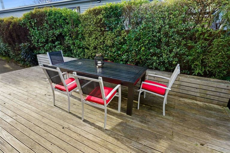 Photo of property in 108 Alexander Road, Raumati Beach, Paraparaumu, 5032