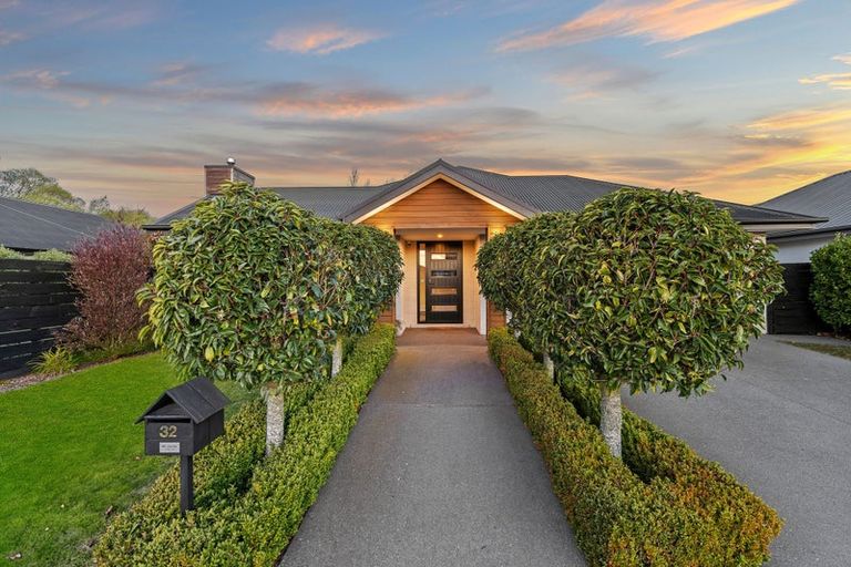 Photo of property in 32 Bronco Drive, Aidanfield, Christchurch, 8025