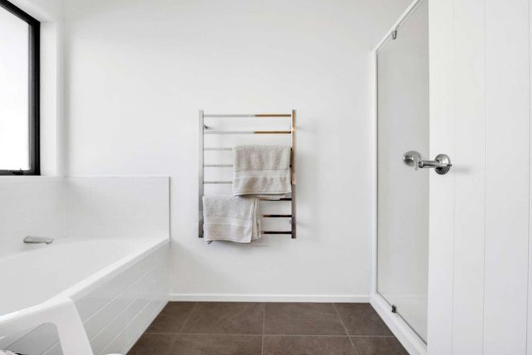 Photo of property in 137 Colombo Road, Waiuku, 2123