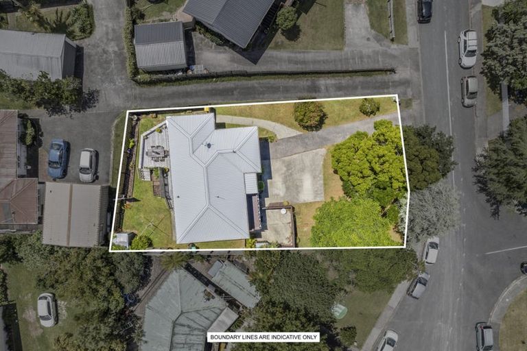 Photo of property in 23 Dellwood Avenue, Henderson, Auckland, 0612