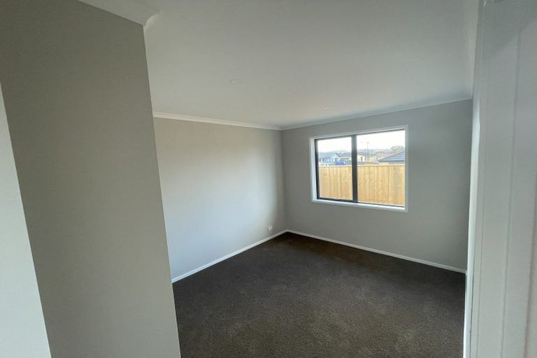 Photo of property in 17 Pipi Crescent, Tuakau, 2121