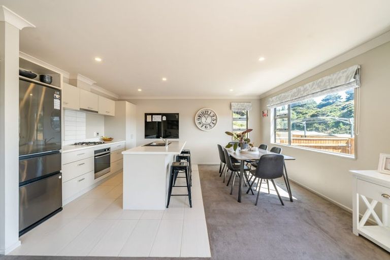 Photo of property in 19 Moonsail Drive, Whitby, Porirua, 5024