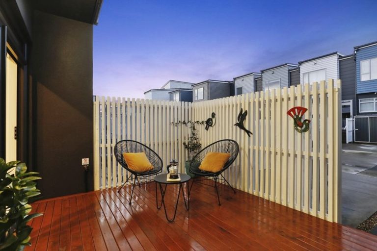 Photo of property in 14 Mollusc Road, Hobsonville, Auckland, 0616