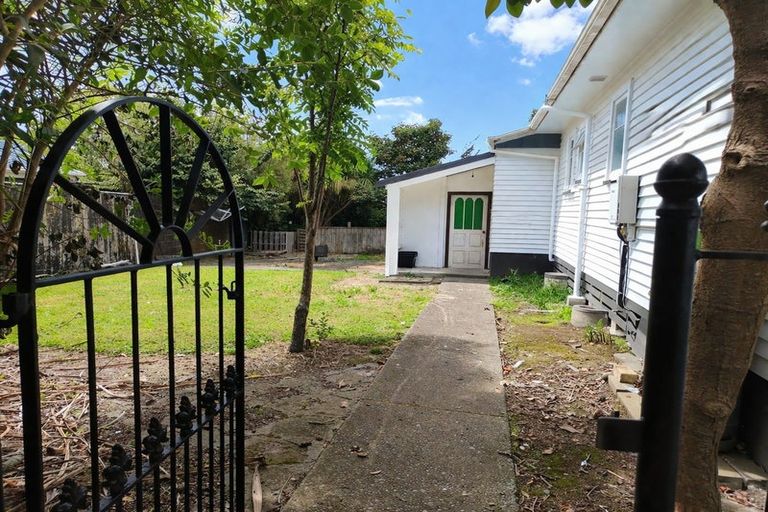 Photo of property in 5 Iwiroa Terrace, Durie Hill, Whanganui, 4500