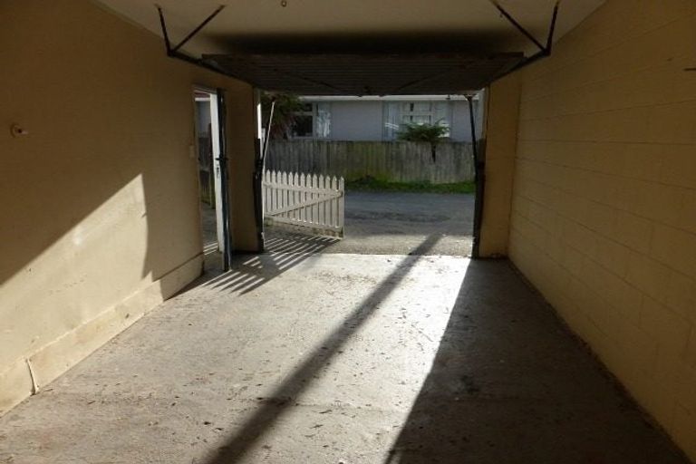 Photo of property in 36 Sylvan Street, Hillmorton, Christchurch, 8024