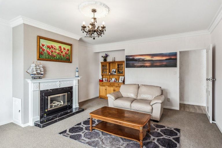 Photo of property in 16 Byrd Street, Levin, 5510