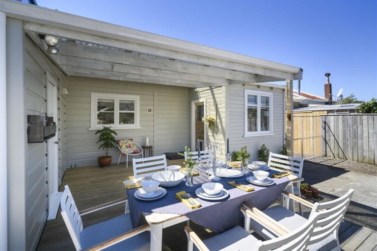 Photo of property in 29 Russell Street, Marton, 4710