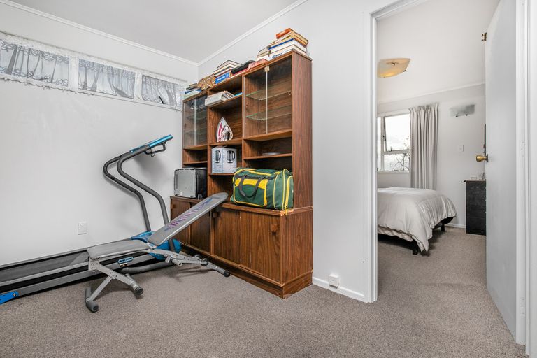 Photo of property in 541 Massey Road, Mangere, Auckland, 2022
