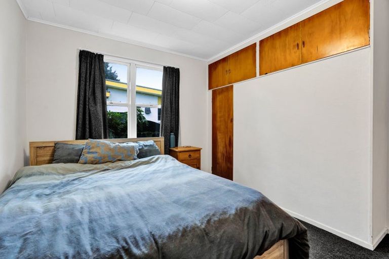 Photo of property in 182 Regan Street, Stratford, 4332