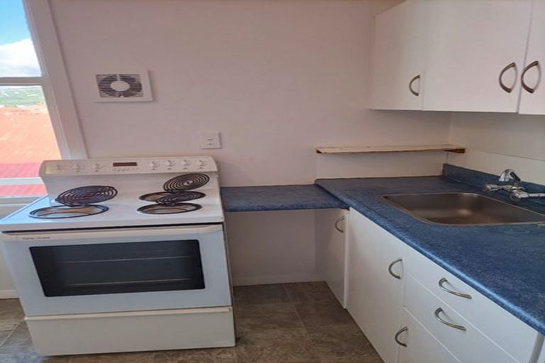 Photo of property in 98 Constable Street, Newtown, Wellington, 6021