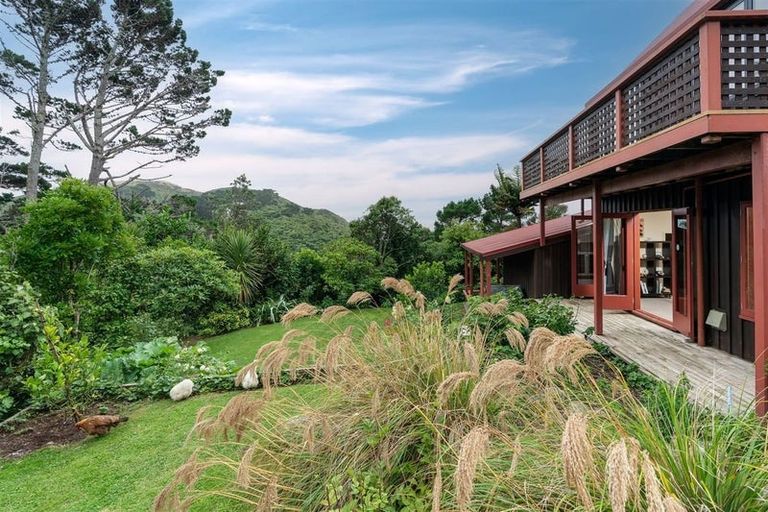 Photo of property in 64 Nalanda Crescent, Broadmeadows, Wellington, 6035