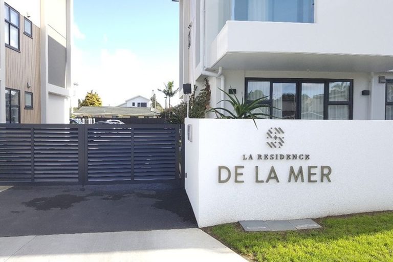 Photo of property in 2/388 Hibiscus Coast Highway, Orewa, 0931