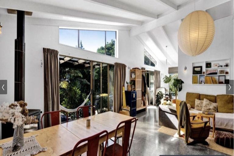 Photo of property in 23 Prudence Place, Oakura, 4314