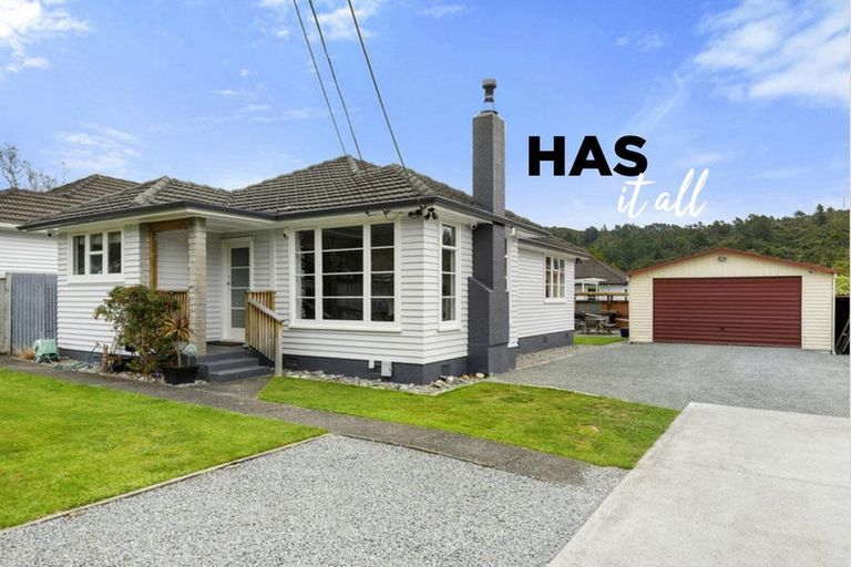Photo of property in 302 Stokes Valley Road, Stokes Valley, Lower Hutt, 5019