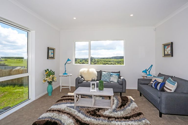 Photo of property in 21 Hua Place, Tuakau, 2121