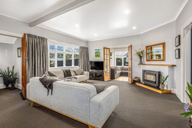 Photo of property in 191 Coutts Street, Rongotai, Wellington, 6022