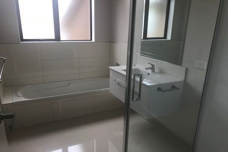 Photo of property in 4 Isabella Drive, Pukekohe, 2120